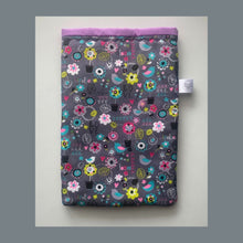 Load image into Gallery viewer, Floral Love - Padded Book Sleeve