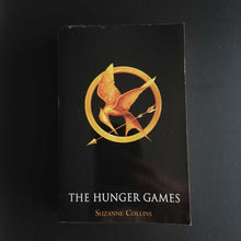 Load image into Gallery viewer, Suzanne Collins - The Hunger Games